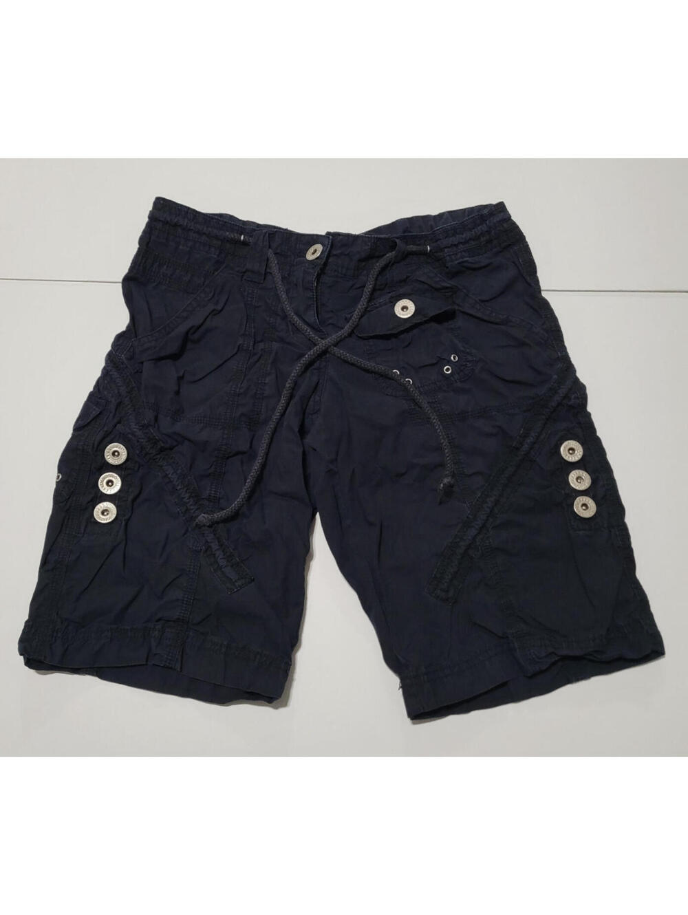 725 Originals Women's 100% Cotton Black Cargo Shorts, Size 7